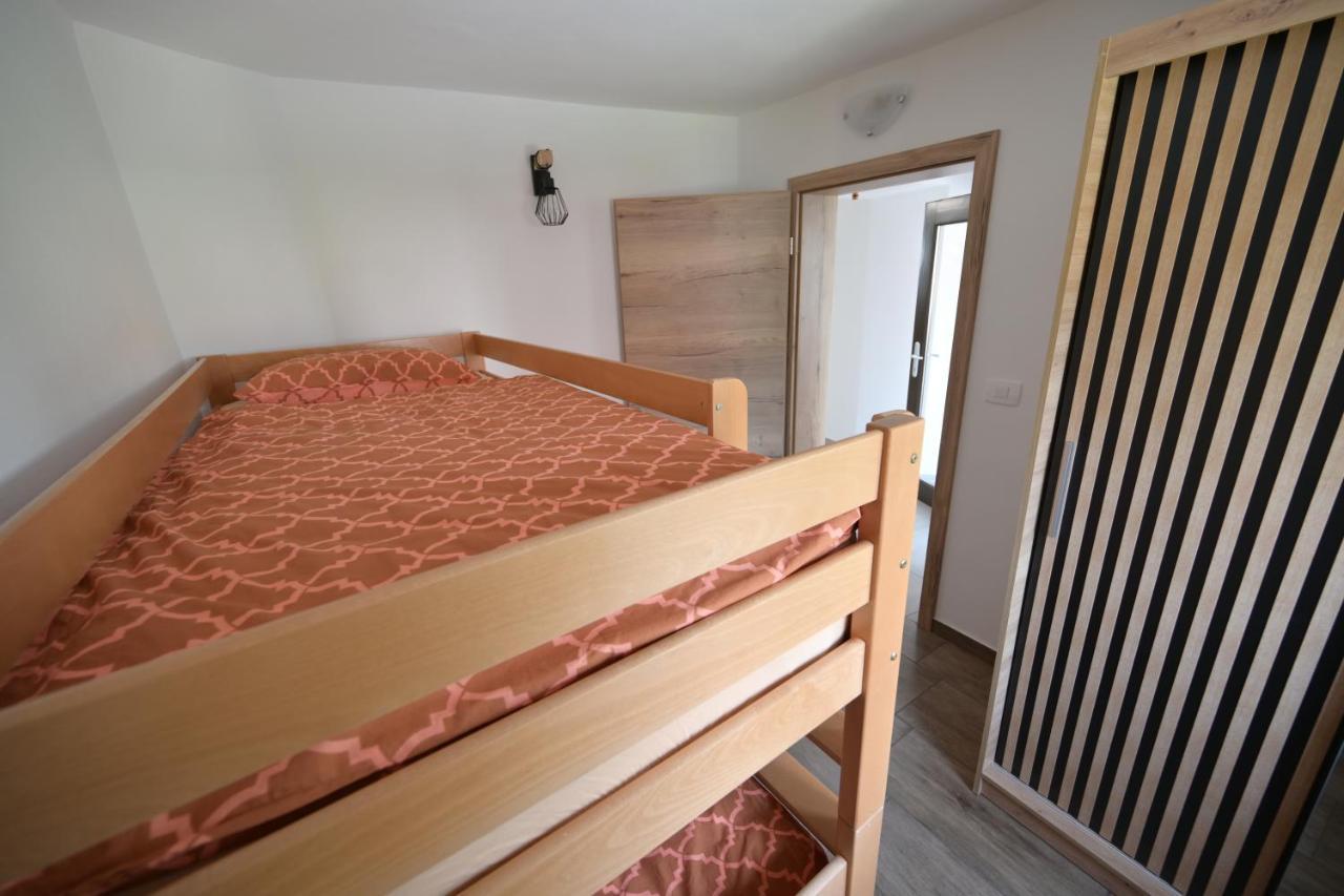 Apartments Ten Sen Кобарід Екстер'єр фото